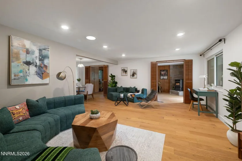 1225 Rowland, Reno, Nevada 89509, 3 Bedrooms Bedrooms, ,2 BathroomsBathrooms,Residential,Residential,Rowland,0,260011472