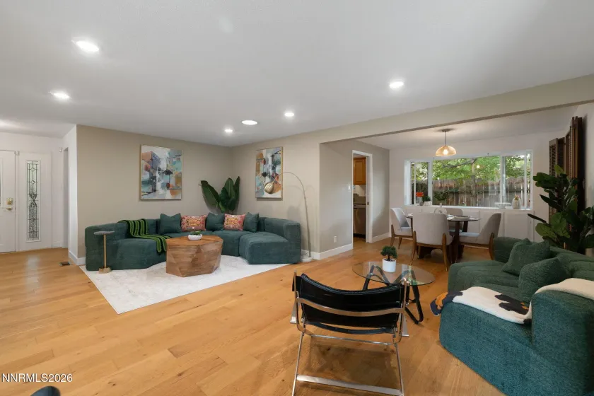 1225 Rowland, Reno, Nevada 89509, 3 Bedrooms Bedrooms, ,2 BathroomsBathrooms,Residential,Residential,Rowland,0,260011472