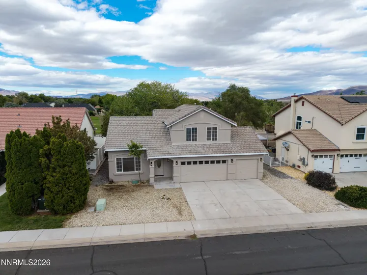 221 Mary Lou, Fernley, Nevada 89408, 3 Bedrooms Bedrooms, ,3 BathroomsBathrooms,Residential,Residential,Mary Lou,0,260011476