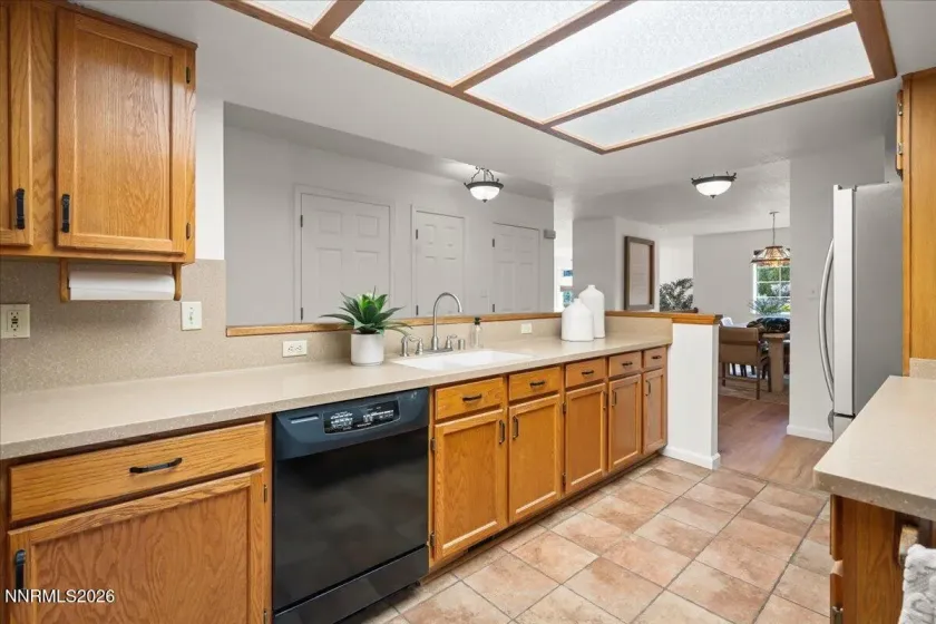 2805 Pinenut, Reno, Nevada 89509, 3 Bedrooms Bedrooms, ,2 BathroomsBathrooms,Residential,Residential,Pinenut,0,260011478