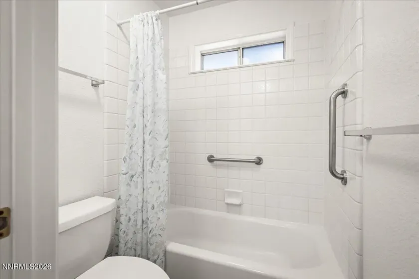 2805 Pinenut, Reno, Nevada 89509, 3 Bedrooms Bedrooms, ,2 BathroomsBathrooms,Residential,Residential,Pinenut,0,260011478