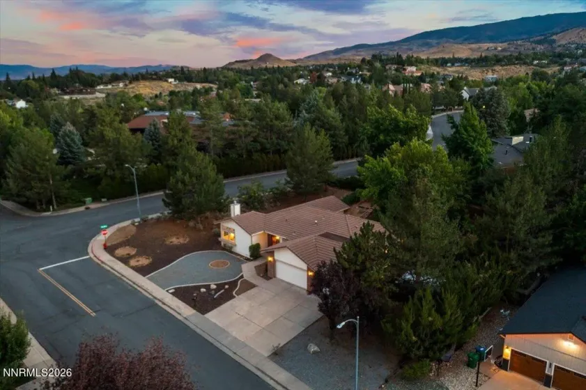 2805 Pinenut, Reno, Nevada 89509, 3 Bedrooms Bedrooms, ,2 BathroomsBathrooms,Residential,Residential,Pinenut,0,260011478