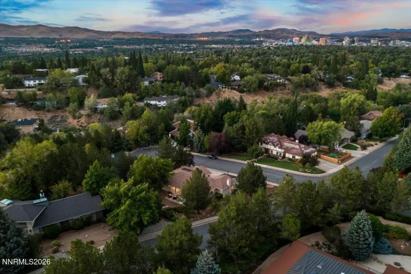 2805 Pinenut, Reno, Nevada 89509, 3 Bedrooms Bedrooms, ,2 BathroomsBathrooms,Residential,Residential,Pinenut,0,260011478