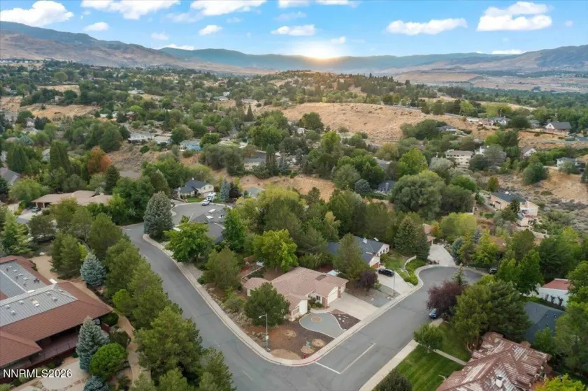 2805 Pinenut, Reno, Nevada 89509, 3 Bedrooms Bedrooms, ,2 BathroomsBathrooms,Residential,Residential,Pinenut,0,260011478