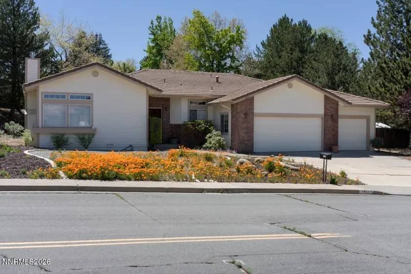 2805 Pinenut, Reno, Nevada 89509, 3 Bedrooms Bedrooms, ,2 BathroomsBathrooms,Residential,Residential,Pinenut,0,260011478