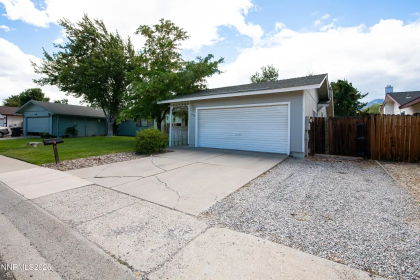 3338 Somerset, Carson City, Nevada 89705, 3 Bedrooms Bedrooms, ,2 BathroomsBathrooms,Residential,Residential,Somerset,0,260011479