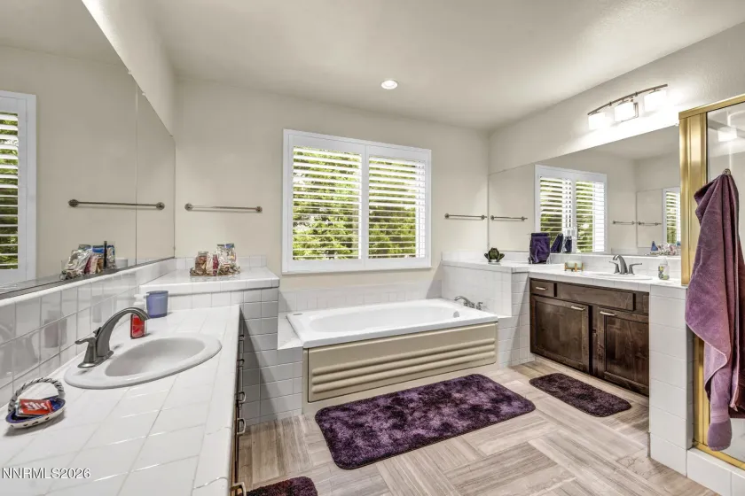 4846 Ramcreek, Reno, Nevada 89519, 5 Bedrooms Bedrooms, ,3 BathroomsBathrooms,Residential,Residential,Ramcreek,0,260011480