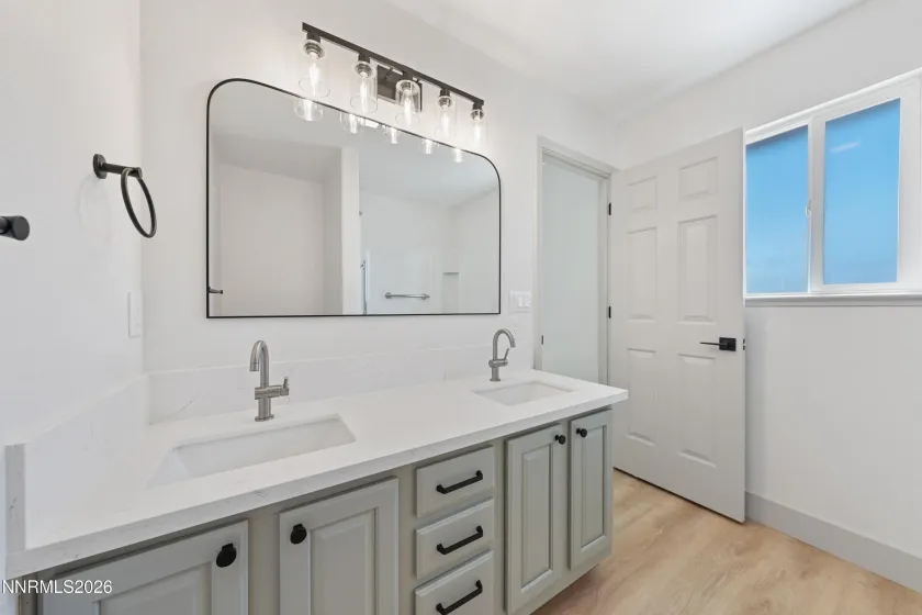 485 Veronica, Sparks, Nevada 89436, 3 Bedrooms Bedrooms, ,2 BathroomsBathrooms,Residential,Residential,Veronica,0,260011481