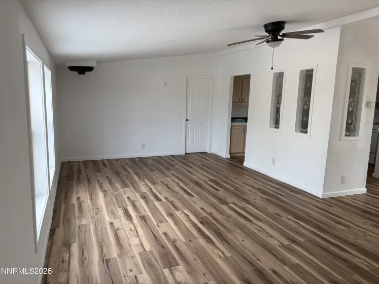 1655 6th, Silver Springs, Nevada 89429, 3 Bedrooms Bedrooms, ,2 BathroomsBathrooms,Residential,Residential,6th,0,260011496