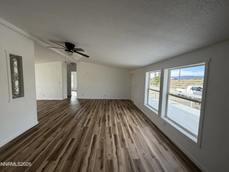 1655 6th, Silver Springs, Nevada 89429, 3 Bedrooms Bedrooms, ,2 BathroomsBathrooms,Residential,Residential,6th,0,260011496