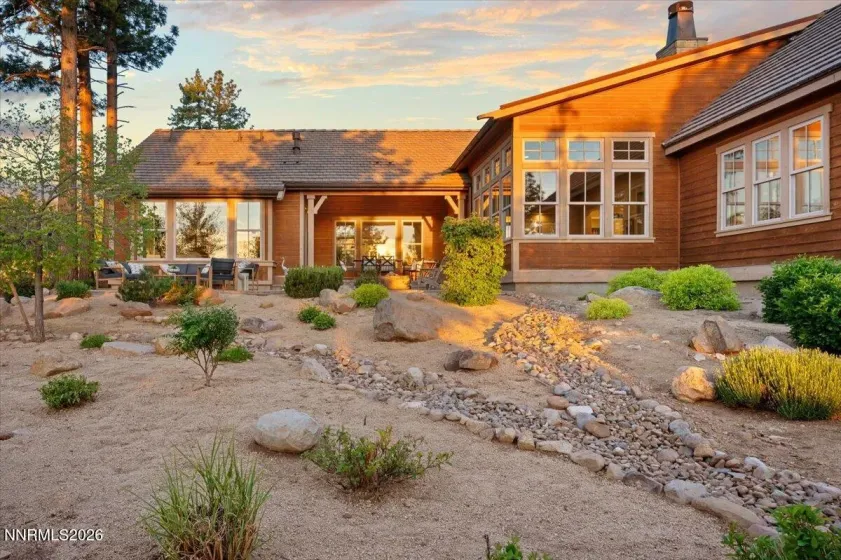 5700 Nordend, Reno, Nevada 89511, 3 Bedrooms Bedrooms, ,4 BathroomsBathrooms,Residential,Residential,Nordend,0,260011500