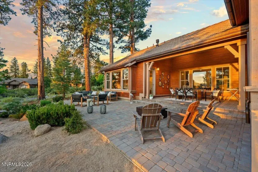 5700 Nordend, Reno, Nevada 89511, 3 Bedrooms Bedrooms, ,4 BathroomsBathrooms,Residential,Residential,Nordend,0,260011500