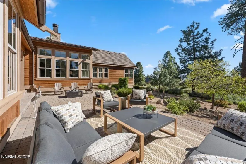 5700 Nordend, Reno, Nevada 89511, 3 Bedrooms Bedrooms, ,4 BathroomsBathrooms,Residential,Residential,Nordend,0,260011500