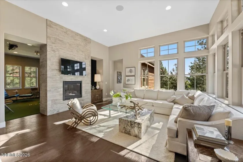 5700 Nordend, Reno, Nevada 89511, 3 Bedrooms Bedrooms, ,4 BathroomsBathrooms,Residential,Residential,Nordend,0,260011500