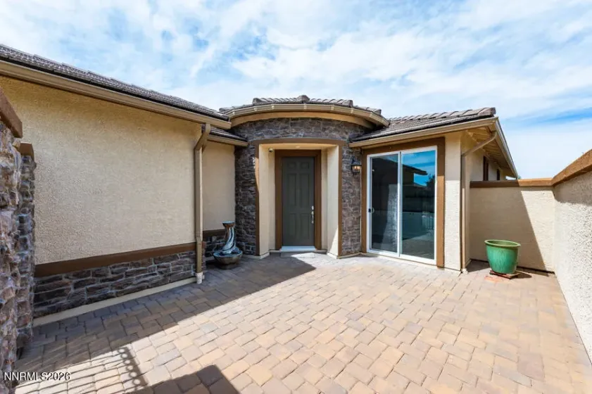 2275 Arpagos, Reno, Nevada 89521, 2 Bedrooms Bedrooms, ,2 BathroomsBathrooms,Residential,Residential,Arpagos,0,260011502
