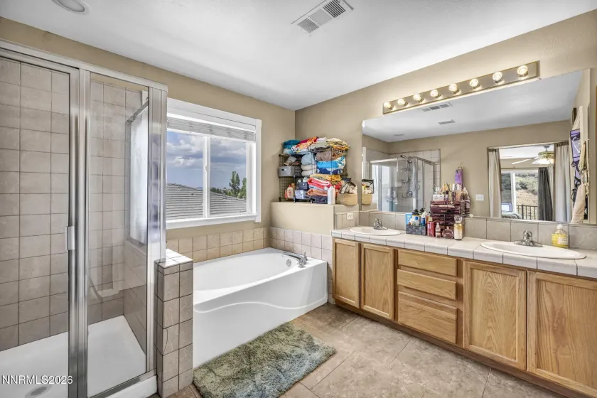 4351 Desert Highlands, Sparks, Nevada 89436, 4 Bedrooms Bedrooms, ,3 BathroomsBathrooms,Residential,Residential,Desert Highlands,0,260011506