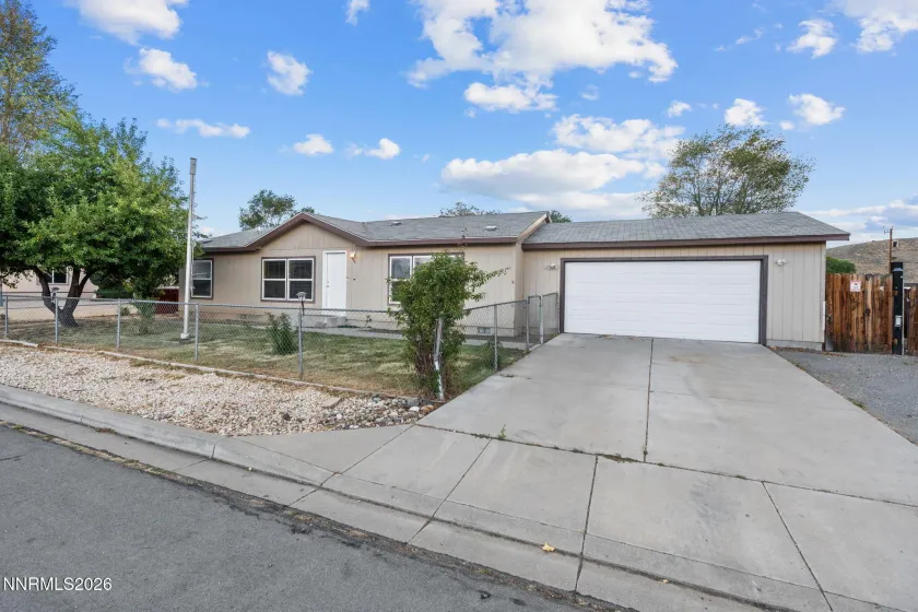 4025 Grouse, Reno, Nevada 89508, 3 Bedrooms Bedrooms, ,2 BathroomsBathrooms,Residential,Residential,Grouse,0,260011507