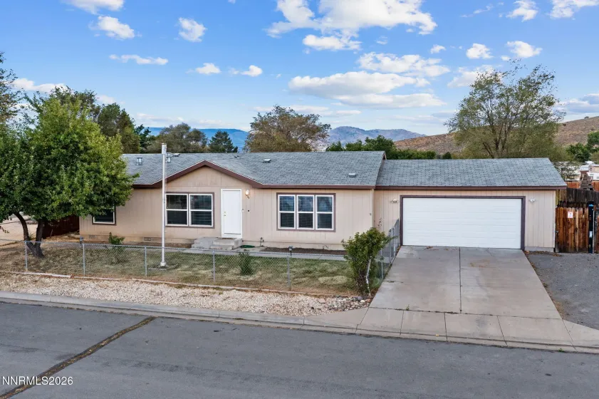 4025 Grouse, Reno, Nevada 89508, 3 Bedrooms Bedrooms, ,2 BathroomsBathrooms,Residential,Residential,Grouse,0,260011507