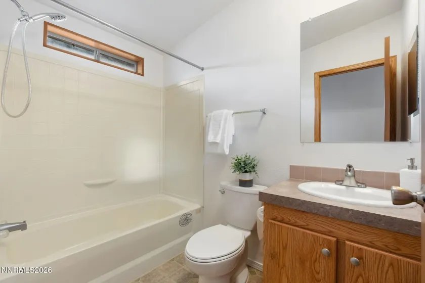 4025 Grouse, Reno, Nevada 89508, 3 Bedrooms Bedrooms, ,2 BathroomsBathrooms,Residential,Residential,Grouse,0,260011507