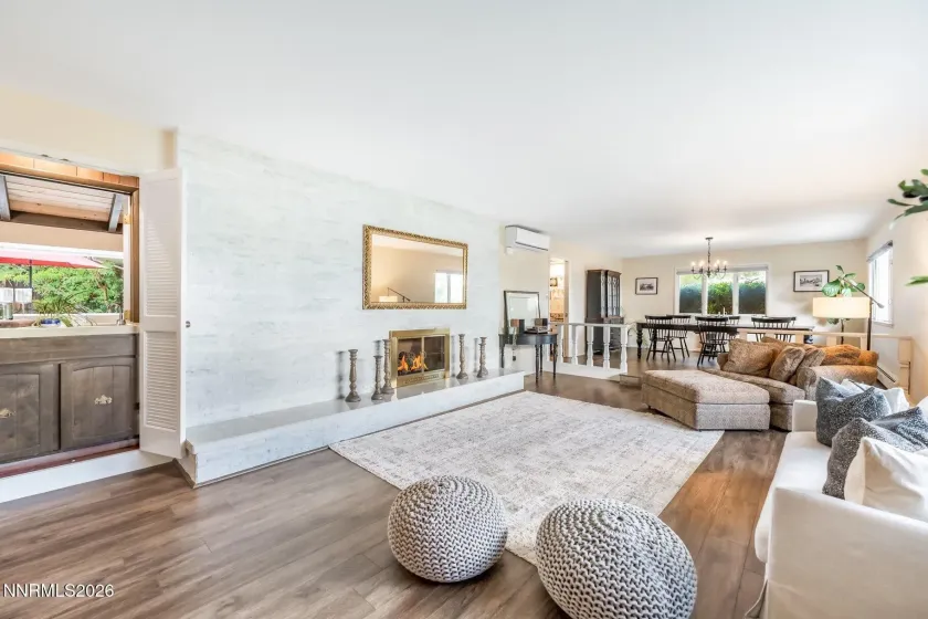 2880 Juliann, Reno, Nevada 89509, 5 Bedrooms Bedrooms, ,5 BathroomsBathrooms,Residential,Residential,Juliann,0,260011508