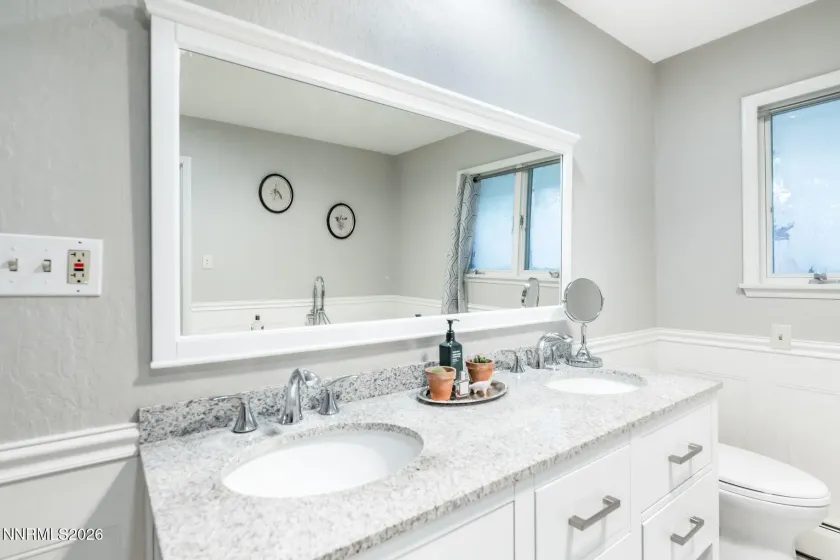 2880 Juliann, Reno, Nevada 89509, 5 Bedrooms Bedrooms, ,5 BathroomsBathrooms,Residential,Residential,Juliann,0,260011508