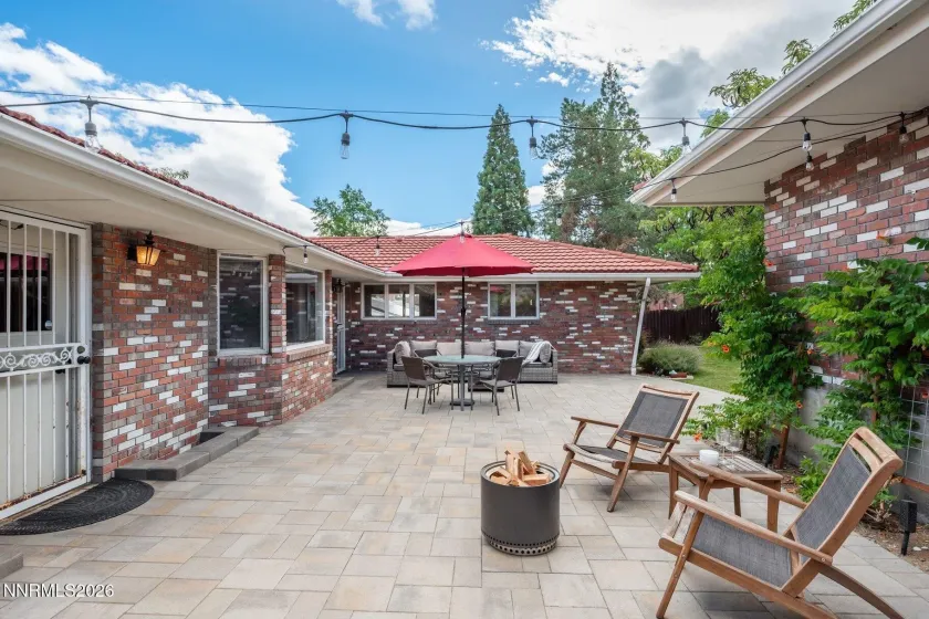 2880 Juliann, Reno, Nevada 89509, 5 Bedrooms Bedrooms, ,5 BathroomsBathrooms,Residential,Residential,Juliann,0,260011508