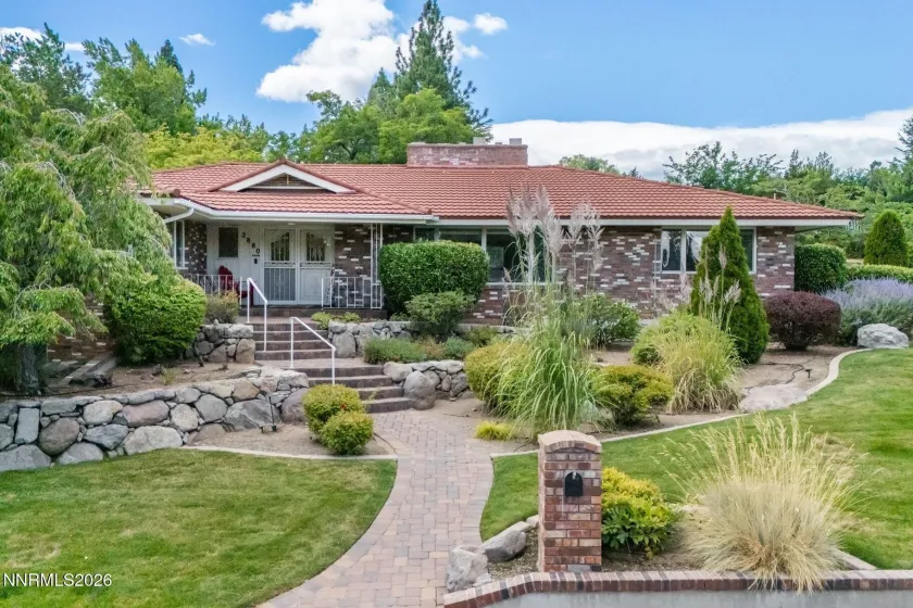 2880 Juliann, Reno, Nevada 89509, 5 Bedrooms Bedrooms, ,5 BathroomsBathrooms,Residential,Residential,Juliann,0,260011508