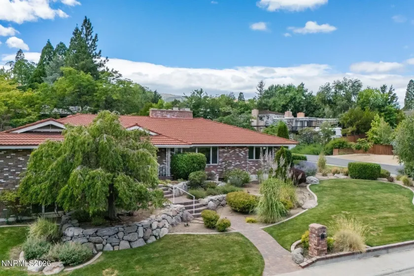 2880 Juliann, Reno, Nevada 89509, 5 Bedrooms Bedrooms, ,5 BathroomsBathrooms,Residential,Residential,Juliann,0,260011508