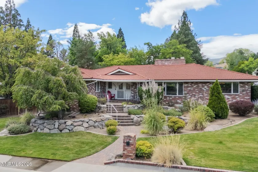 2880 Juliann, Reno, Nevada 89509, 5 Bedrooms Bedrooms, ,5 BathroomsBathrooms,Residential,Residential,Juliann,0,260011508
