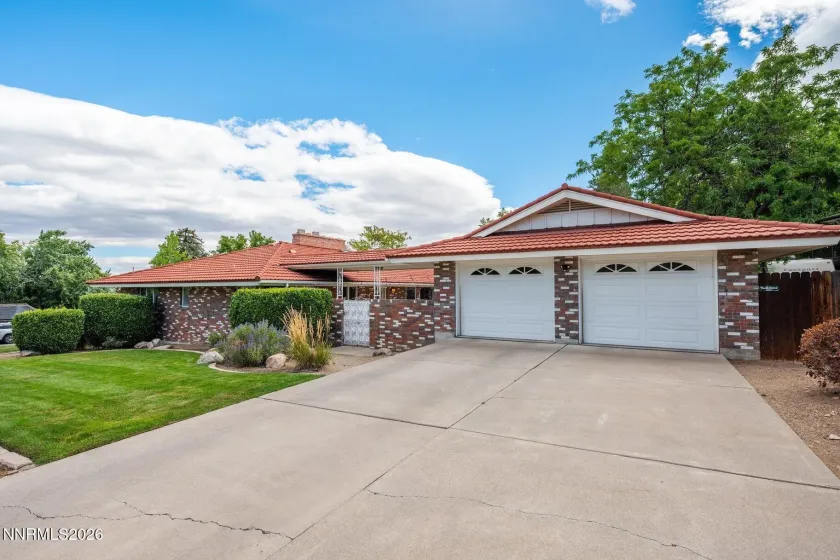 2880 Juliann, Reno, Nevada 89509, 5 Bedrooms Bedrooms, ,5 BathroomsBathrooms,Residential,Residential,Juliann,0,260011508