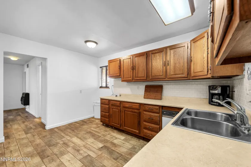 690 Matterhorn, Reno, Nevada 89506, 3 Bedrooms Bedrooms, ,2 BathroomsBathrooms,Residential,Residential,Matterhorn,0,260011510