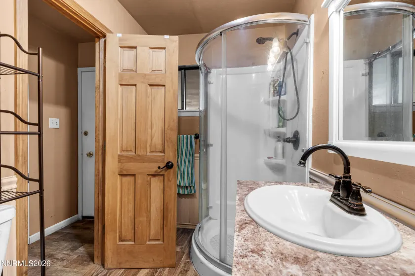 690 Matterhorn, Reno, Nevada 89506, 3 Bedrooms Bedrooms, ,2 BathroomsBathrooms,Residential,Residential,Matterhorn,0,260011510