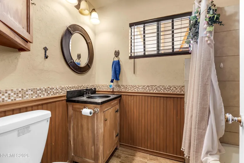 690 Matterhorn, Reno, Nevada 89506, 3 Bedrooms Bedrooms, ,2 BathroomsBathrooms,Residential,Residential,Matterhorn,0,260011510