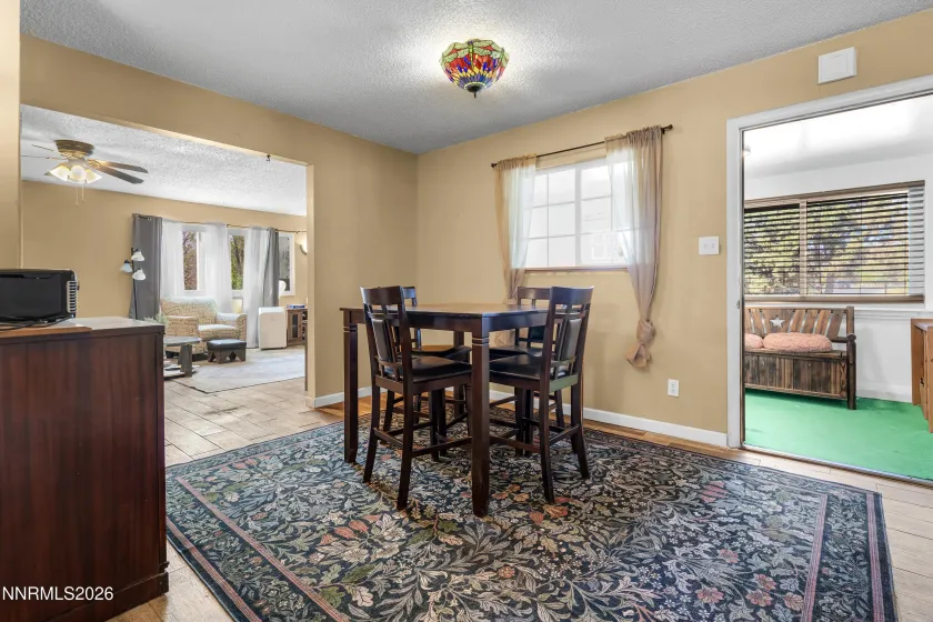 690 Matterhorn, Reno, Nevada 89506, 3 Bedrooms Bedrooms, ,2 BathroomsBathrooms,Residential,Residential,Matterhorn,0,260011510