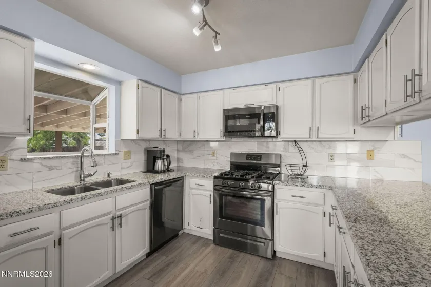 90 Firestone, Spanish Springs, Nevada 89441, 3 Bedrooms Bedrooms, ,2 BathroomsBathrooms,Residential,Residential,Firestone,0,260011522