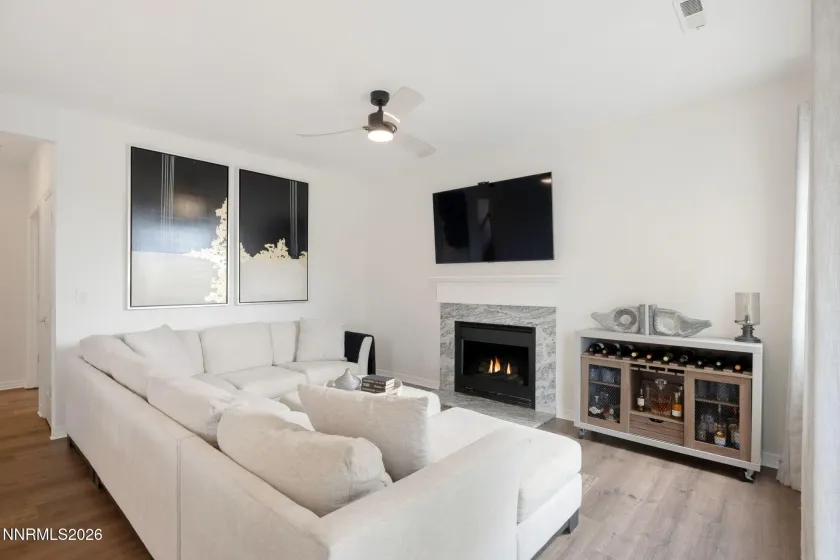 2954 Glenview, Reno, Nevada 89503, 4 Bedrooms Bedrooms, ,3 BathroomsBathrooms,Residential,Residential,Glenview,0,260011521