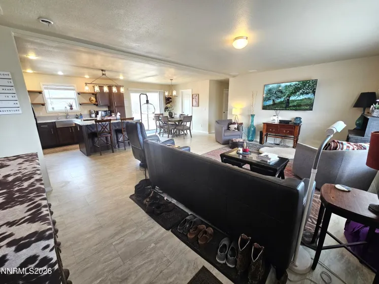 4600 Wild Horse, Reno, Nevada 89510, 4 Bedrooms Bedrooms, ,2 BathroomsBathrooms,Residential,Residential,Wild Horse,0,260011523