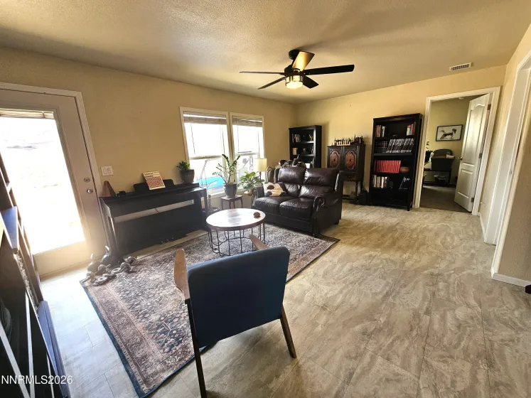 4600 Wild Horse, Reno, Nevada 89510, 4 Bedrooms Bedrooms, ,2 BathroomsBathrooms,Residential,Residential,Wild Horse,0,260011523