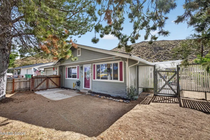 225 Palace, Reno, Nevada 89506, 4 Bedrooms Bedrooms, ,2 BathroomsBathrooms,Residential,Residential,Palace,0,260011524
