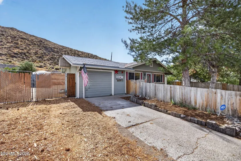 225 Palace, Reno, Nevada 89506, 4 Bedrooms Bedrooms, ,2 BathroomsBathrooms,Residential,Residential,Palace,0,260011524