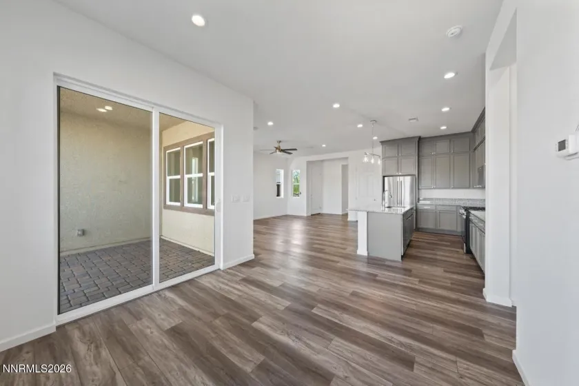 7348 Oakmont, Sparks, Nevada 89436, 2 Bedrooms Bedrooms, ,2 BathroomsBathrooms,Residential,Residential,Oakmont,0,260011533
