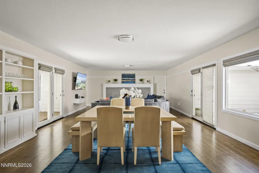 990 Del Monte, Reno, Nevada 89511, 4 Bedrooms Bedrooms, ,3 BathroomsBathrooms,Residential,Residential,Del Monte,0,260011535
