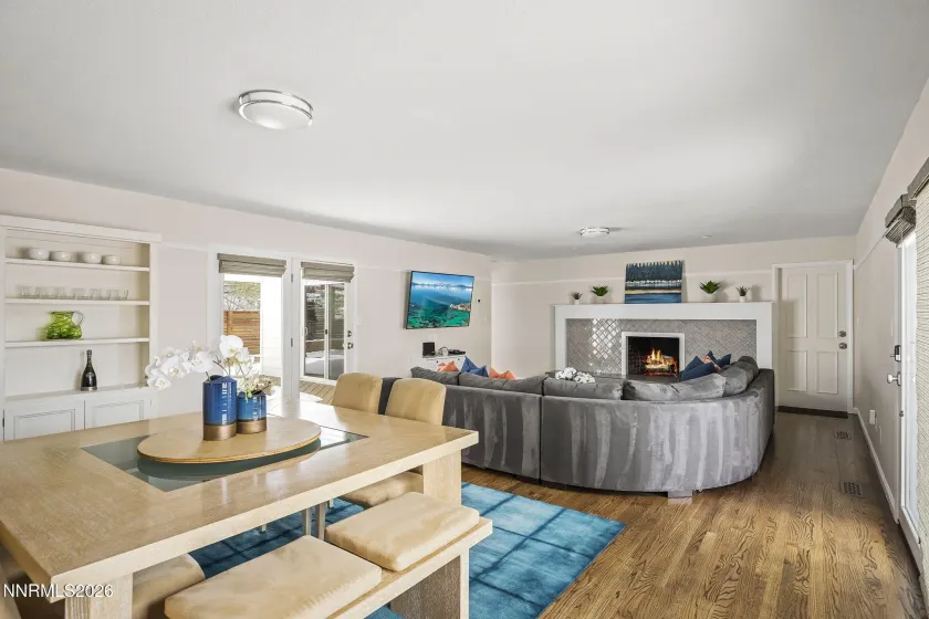 990 Del Monte, Reno, Nevada 89511, 4 Bedrooms Bedrooms, ,3 BathroomsBathrooms,Residential,Residential,Del Monte,0,260011535
