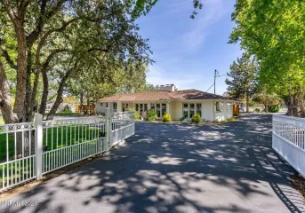 990 Del Monte, Reno, Nevada 89511, 4 Bedrooms Bedrooms, ,3 BathroomsBathrooms,Residential,Residential,Del Monte,0,260011535 990 Del Monte, Reno, Nevada 89511, 4 Bedrooms Bedrooms, ,3 BathroomsBathrooms,Residential,Residential,Del Monte,0,260011535