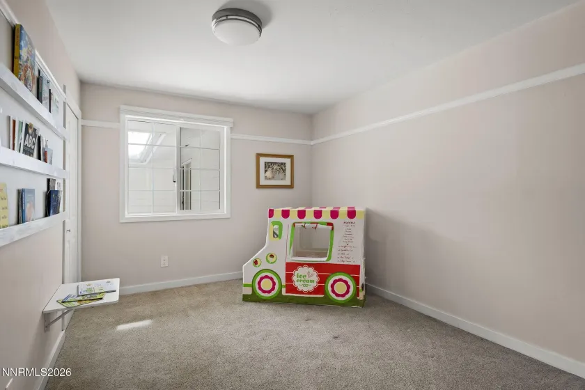 990 Del Monte, Reno, Nevada 89511, 4 Bedrooms Bedrooms, ,3 BathroomsBathrooms,Residential,Residential,Del Monte,0,260011535