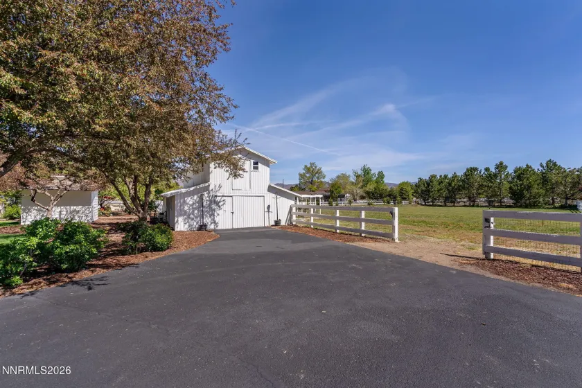 990 Del Monte, Reno, Nevada 89511, 4 Bedrooms Bedrooms, ,3 BathroomsBathrooms,Residential,Residential,Del Monte,0,260011535