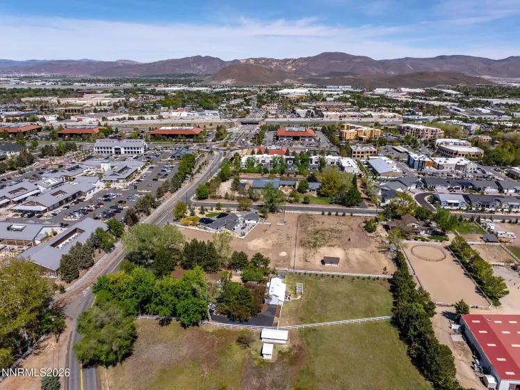 990 Del Monte, Reno, Nevada 89511, 4 Bedrooms Bedrooms, ,3 BathroomsBathrooms,Residential,Residential,Del Monte,0,260011535