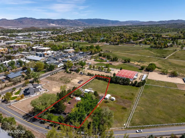 990 Del Monte, Reno, Nevada 89511, 4 Bedrooms Bedrooms, ,3 BathroomsBathrooms,Residential,Residential,Del Monte,0,260011535