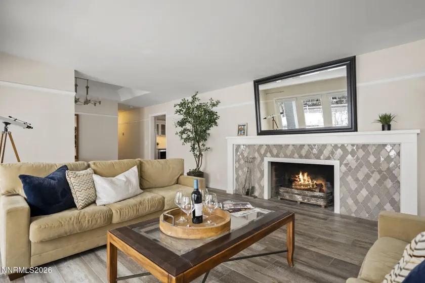 990 Del Monte, Reno, Nevada 89511, 4 Bedrooms Bedrooms, ,3 BathroomsBathrooms,Residential,Residential,Del Monte,0,260011535
