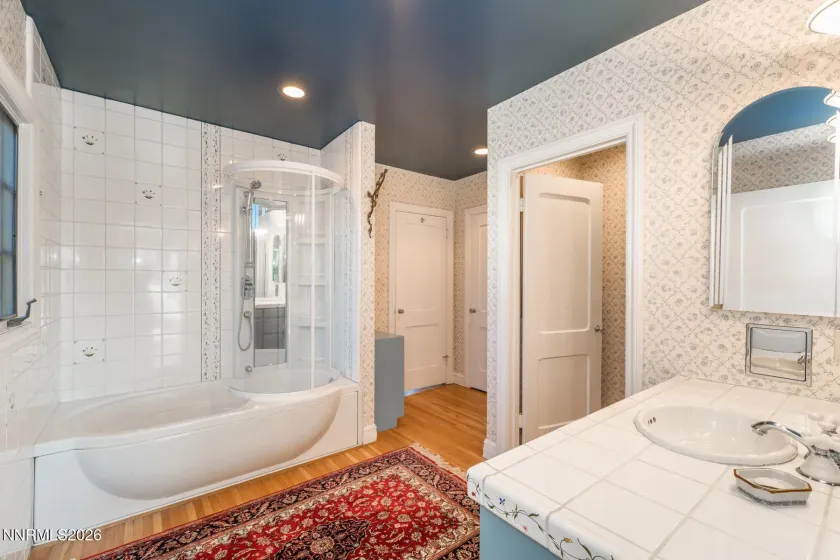745 California, Reno, Nevada 89509, 5 Bedrooms Bedrooms, ,6 BathroomsBathrooms,Residential,Residential,California,0,260011537